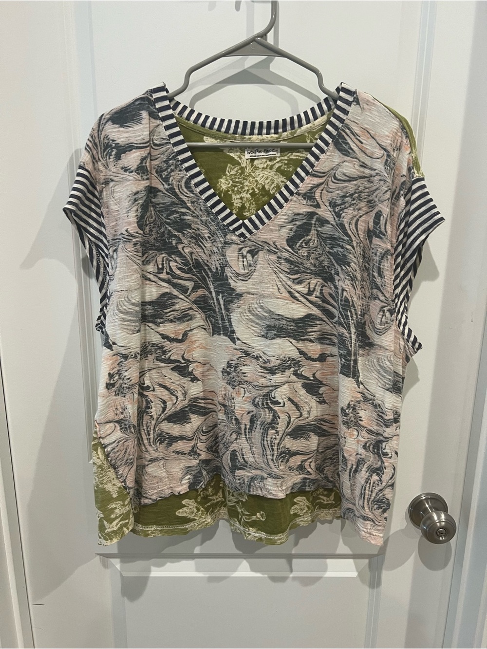 We The Free Top Size Medium